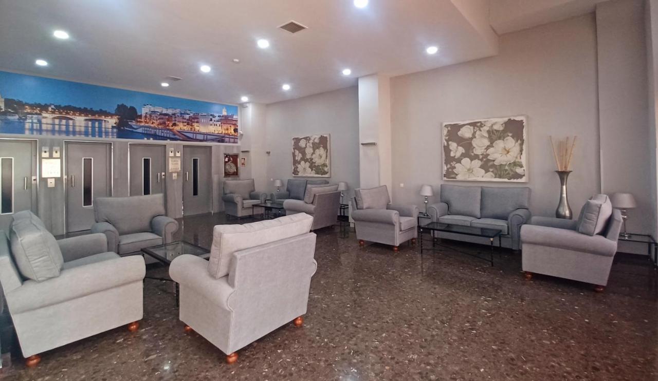 סביליה Apartamento Acogedor Junto A Calle Betis, Triana-Los Remedios מראה חיצוני תמונה